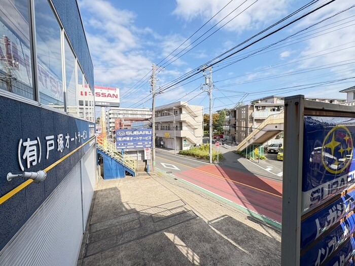 物件内観写真17　(室内からの展望)