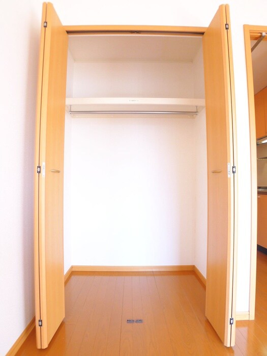 物件内観写真11　(収納)