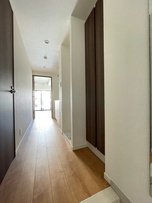 物件内観写真19　(廊下)