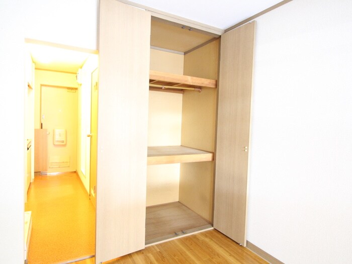 物件内観写真16　(収納)