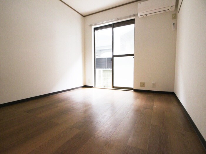 物件内観写真17　(居室)