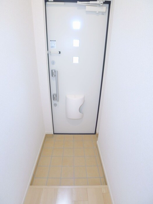 物件内観写真20　(玄関)