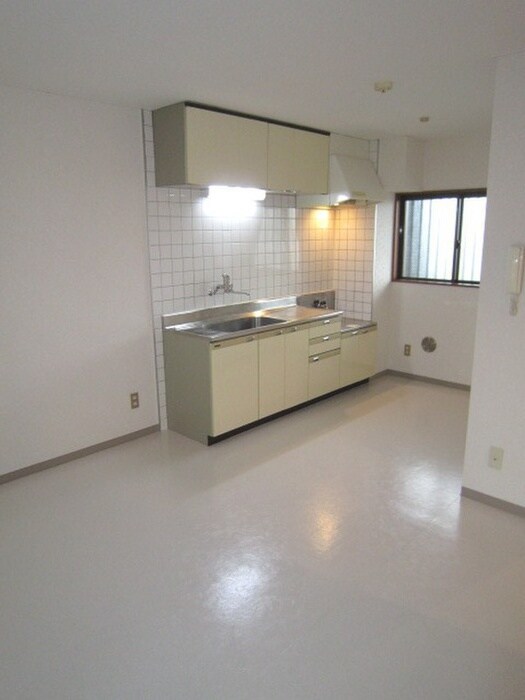 物件内観写真8　(居室)