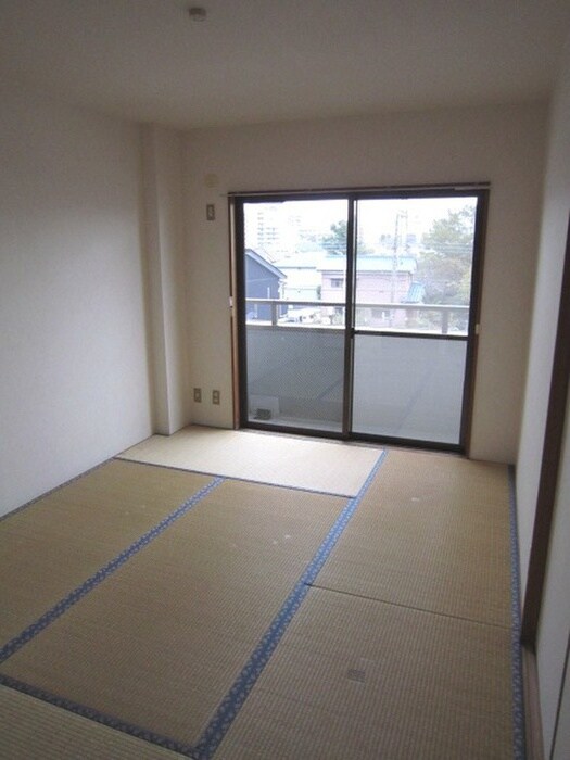 物件内観写真11　(居室)