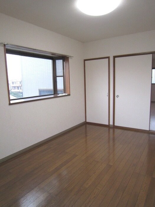 物件内観写真12　(居室)