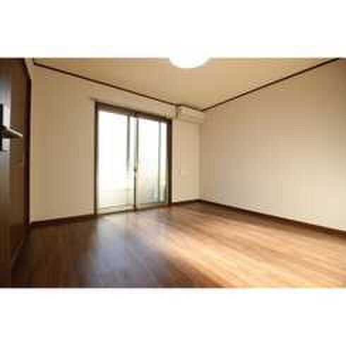 物件内観写真11　(居室)