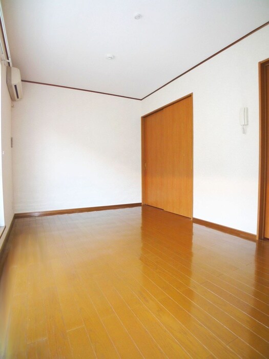 物件内観写真5　(居室)