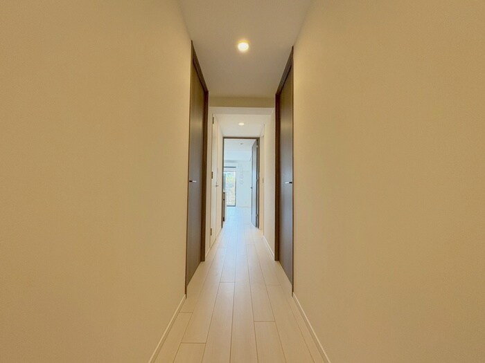 物件内観写真18　(廊下)