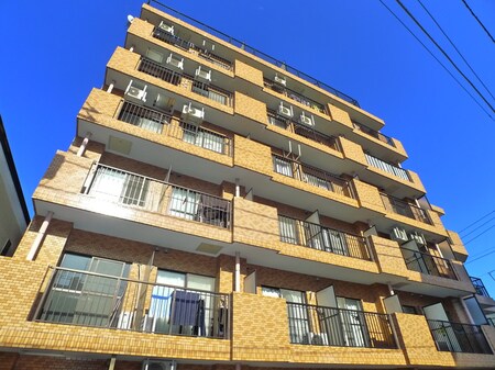 ﾗｲｵﾝｽﾞﾏﾝｼｮﾝ北千住第３(402)外観写真