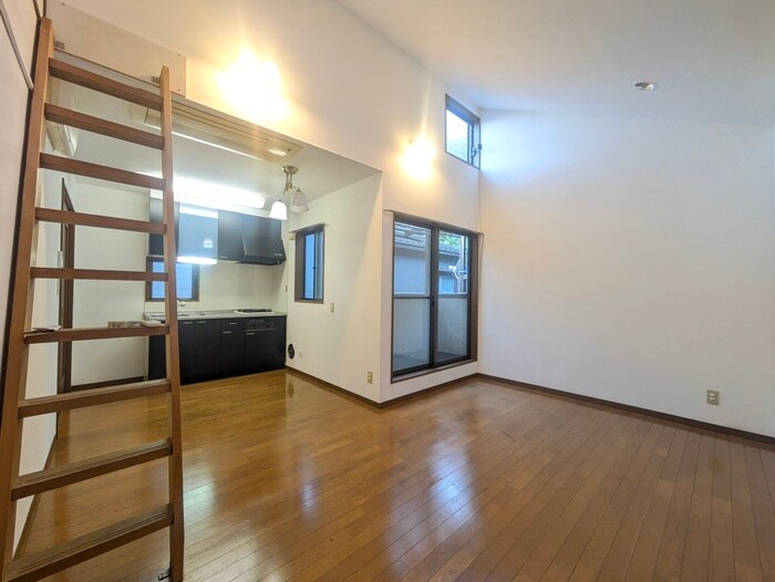 物件内観写真5　(居室)