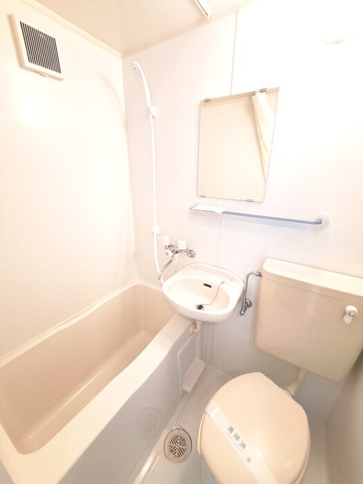 物件内観写真12　(バス／シャワールーム等)