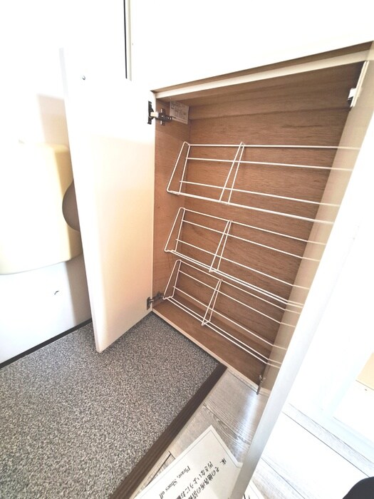 物件内観写真16　(靴箱)