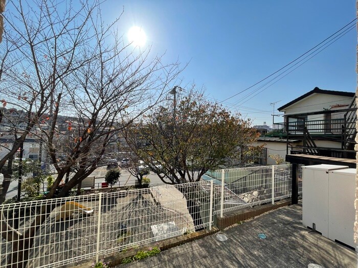 物件内観写真16　(室内からの展望)