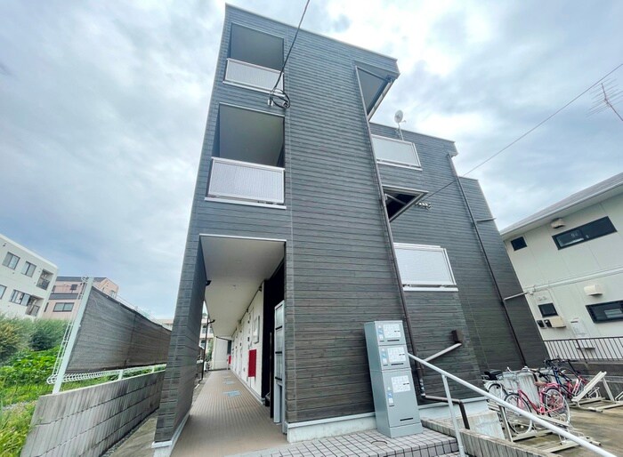 物件外観写真2　(外観写真)