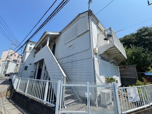 メゾンマ－ブル外観写真