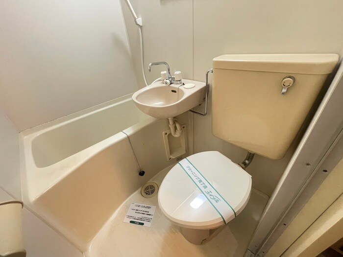 物件内観写真13　(トイレ)