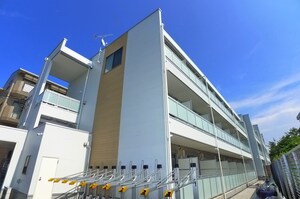 ヴィラ原木中山外観写真