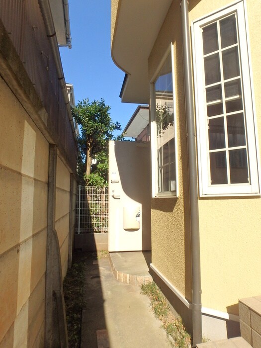 物件内観写真21　(玄関)