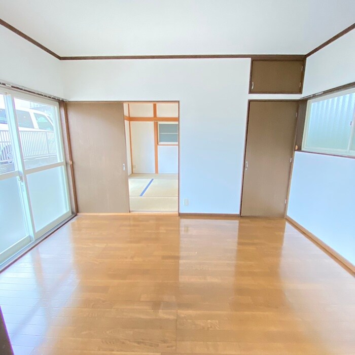 物件内観写真8　(居室)