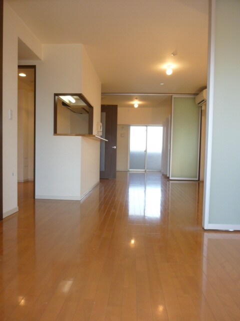 物件内観写真7　(居室)