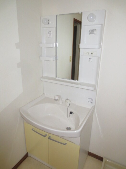 物件内観写真6　(洗面)