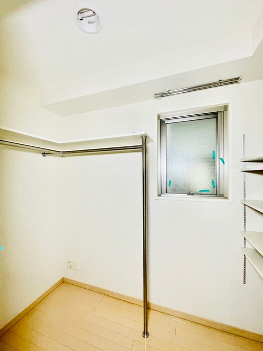 物件内観写真11　(収納)