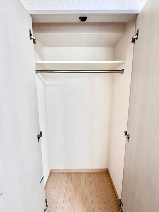 物件内観写真12　(収納)