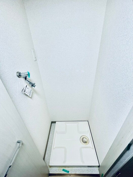 物件内観写真20　(洗濯機置場)