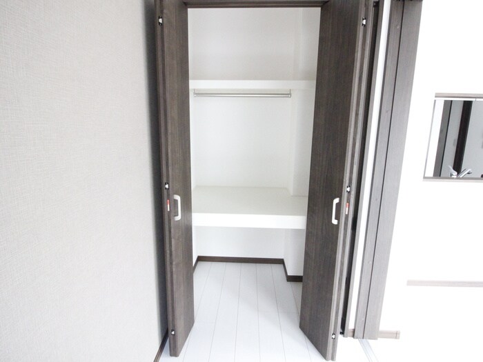 物件内観写真11　(収納)