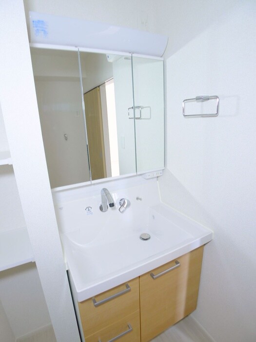 物件内観写真12　(洗面)