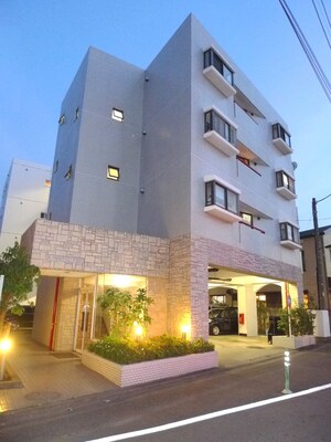 リナス美女木外観写真