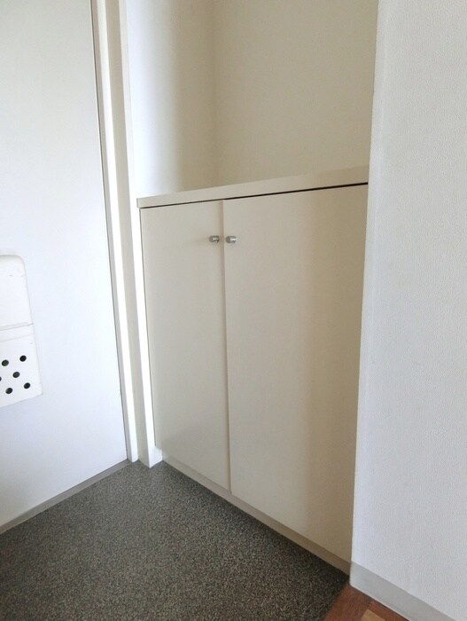 物件内観写真15　(靴箱)