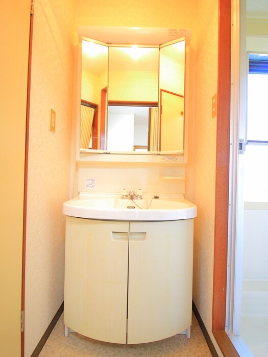 物件内観写真12　(洗面)