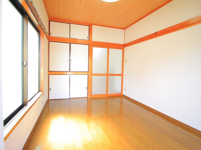 物件内観写真16　(居室)