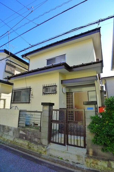 岩槻区本丸貸家外観写真