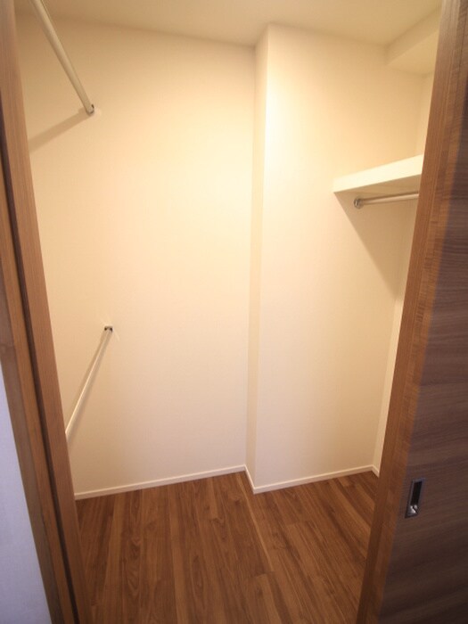 物件内観写真11　(収納)