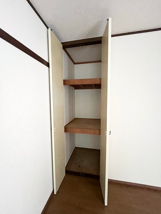 物件内観写真13　(収納)