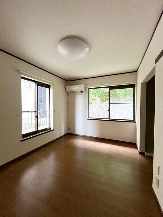 物件内観写真21　(居室)