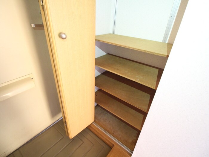 物件内観写真21　(靴箱)