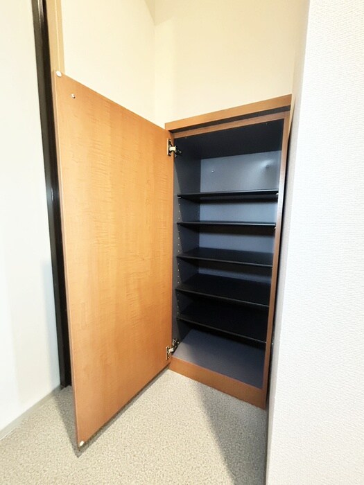 物件内観写真13　(靴箱)