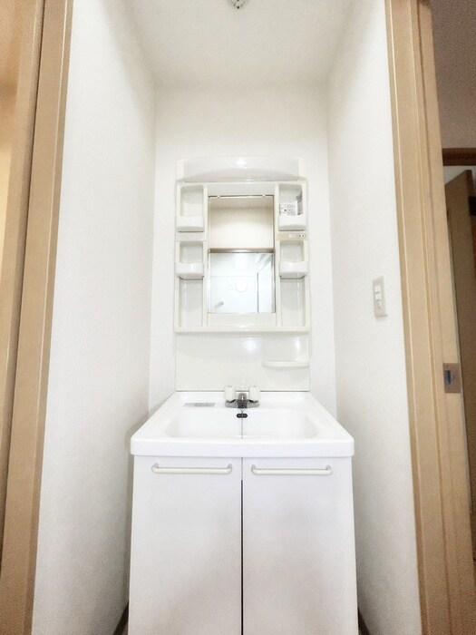 物件内観写真17　(洗面)