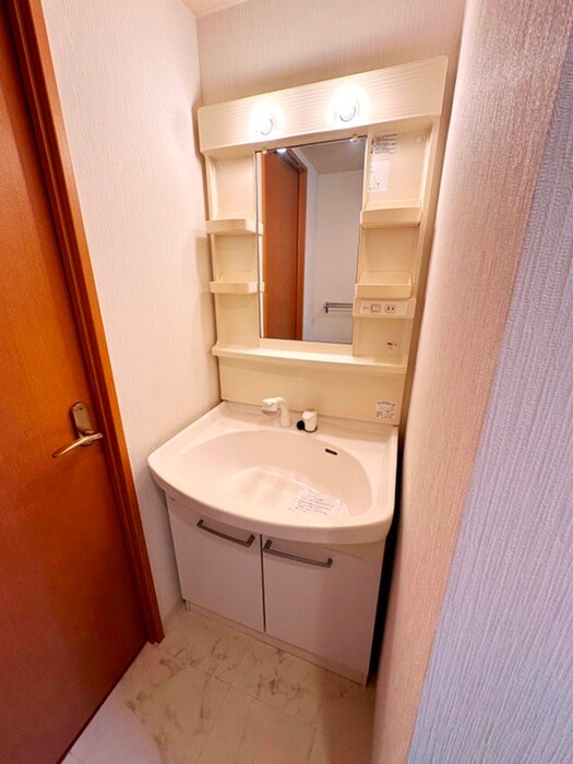 物件内観写真11　(洗面)