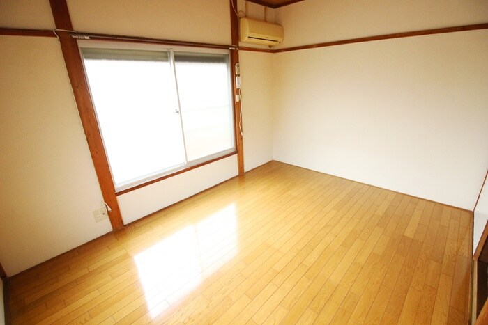 物件内観写真9　(居室)