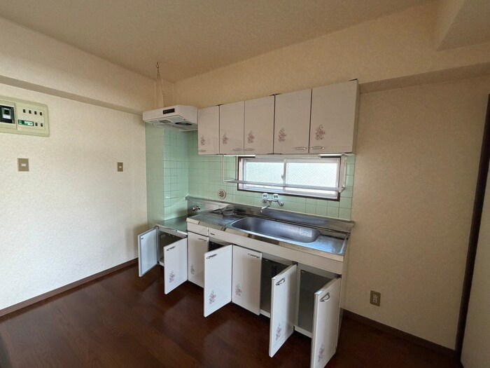 物件内観写真8　(キッチン)