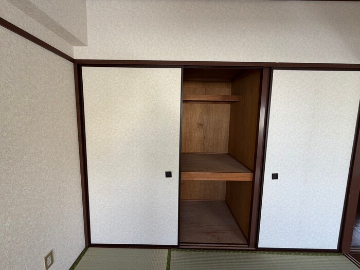 物件内観写真15　(収納)