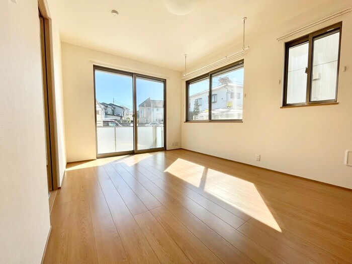 物件内観写真8　(居室)