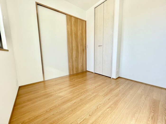 物件内観写真12　(居室)