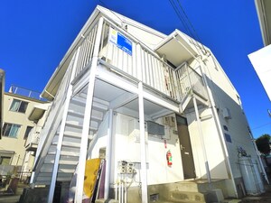 ホワイトコーポ海神外観写真