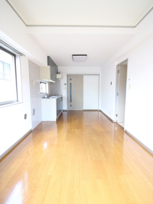 物件内観写真8　(居室)