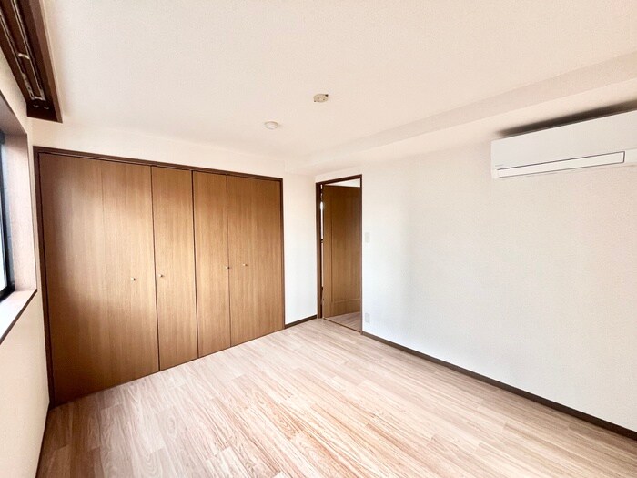 物件内観写真10　(居室)